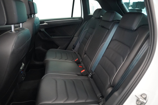 Volkswagen Tiguan 1.4 TSI eHybrid R-Line Business Panoramadak Leder ACC PDC Memory Stoelen