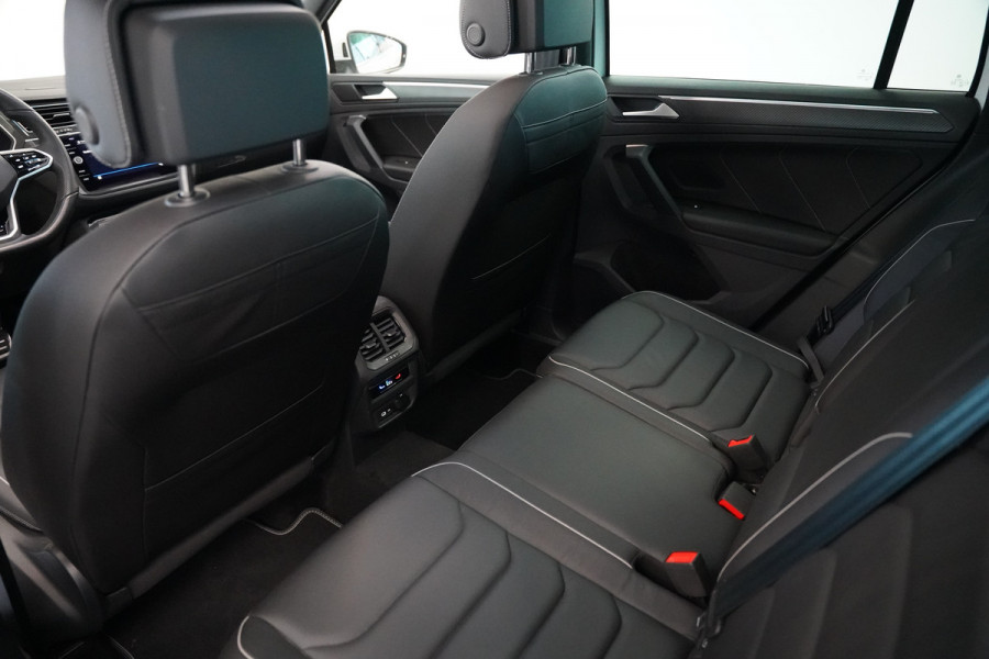Volkswagen Tiguan 1.4 TSI eHybrid R-Line Business Panoramadak Leder ACC PDC Memory Stoelen