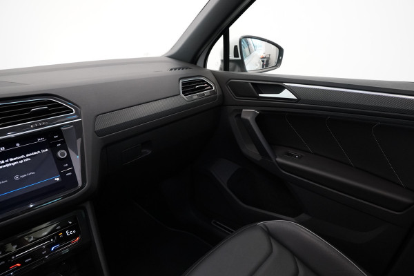 Volkswagen Tiguan 1.4 TSI eHybrid R-Line Business Panoramadak Leder ACC PDC Memory Stoelen