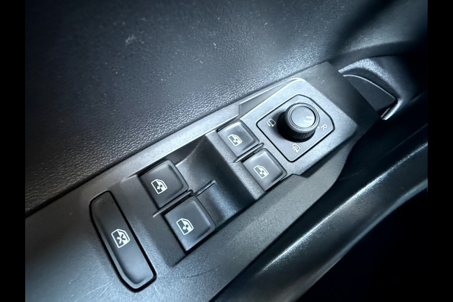 Volkswagen Polo 1.0 TSI Life Business App Connect, Virt. Dash, Stoelverwarming