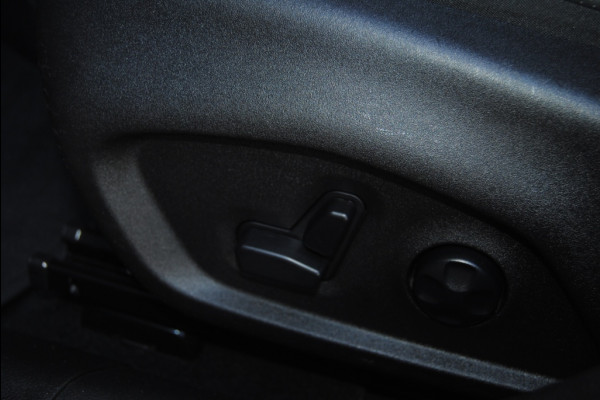 Jeep Renegade 4xe 240 Hybrid S | Carplay| Trekhaak | Kenwood|