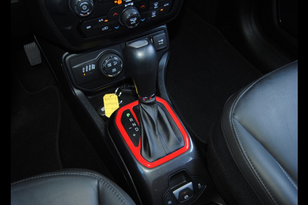 Jeep Renegade 4xe 240 Hybrid S | Carplay| Trekhaak | Kenwood|
