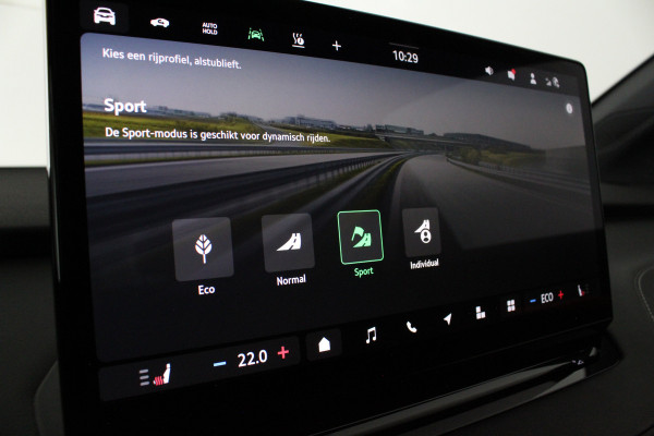 Škoda Elroq 85 Sportline > Warmtepomp/Trekhaak/Black Magic...