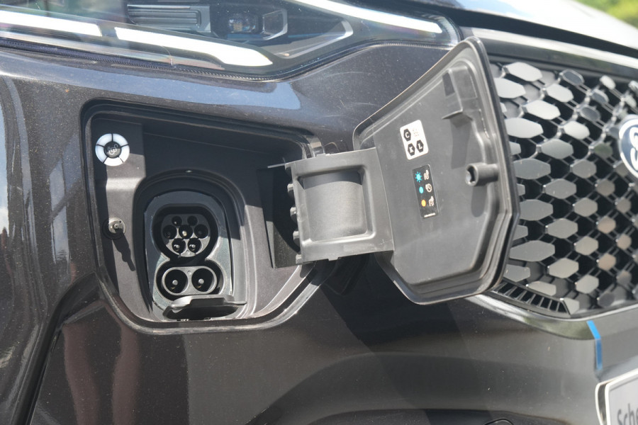 Ford E-Transit Custom 340 L2H1 Sport 71 kWh 218pk - ACC - DDS LED - Pro Power - Verwarmd stuurwiel - Navi - 360 Camera - Rijklaar