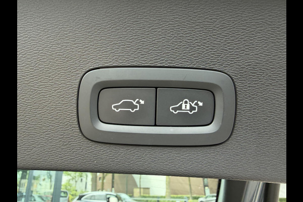 Volvo C40 Recharge Ultimate 69 kWh SOH 96% | ELEKTRISCHE TREKHAAK|  MEMORY STOEL| HARMAN KARDON| PANORAMADAK| ELEK. ACHTERKLEP| 360 CAMERA| SUPER COMPLEET| RIJKLAAR GELEVERD!|