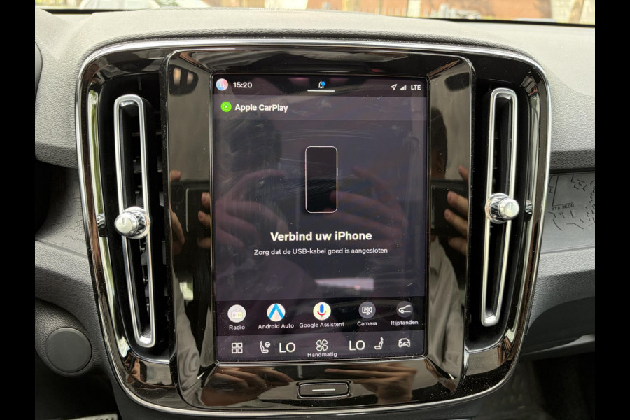 Volvo C40 Recharge Ultimate 69 kWh SOH 96% | ELEKTRISCHE TREKHAAK|  MEMORY STOEL| HARMAN KARDON| PANORAMADAK| ELEK. ACHTERKLEP| 360 CAMERA| SUPER COMPLEET| RIJKLAAR GELEVERD!|