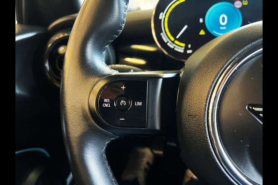 MINI Electric Sport_Navi_Leder_PDC_Stoelverw_Carplay