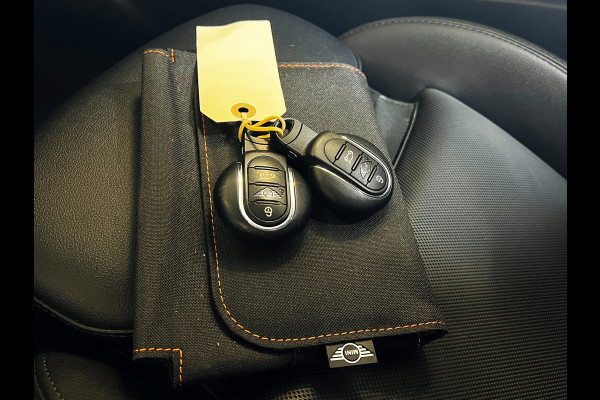 MINI Electric Sport_Navi_Leder_PDC_Stoelverw_Carplay
