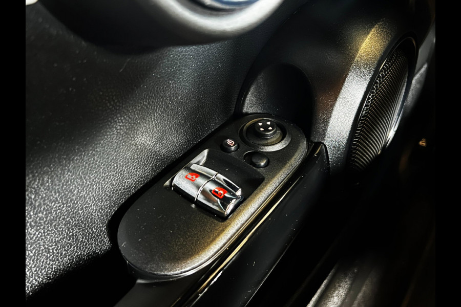 MINI Electric Sport_Navi_Leder_PDC_Stoelverw_Carplay