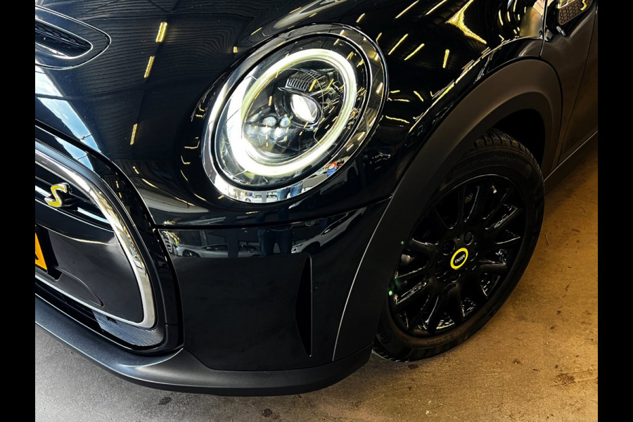 MINI Electric Sport_Navi_Leder_PDC_Stoelverw_Carplay