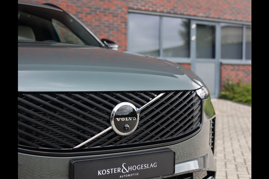 Volvo XC90 T8 AWD Ultra Dark | Direct rijden! - Pano - B&W