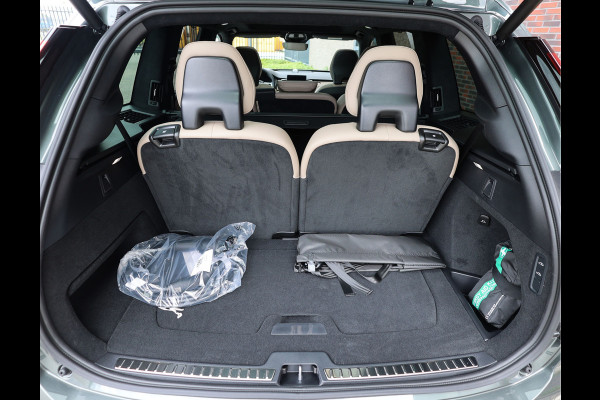 Volvo XC90 T8 AWD Ultra Dark | Direct rijden! - Pano - B&W