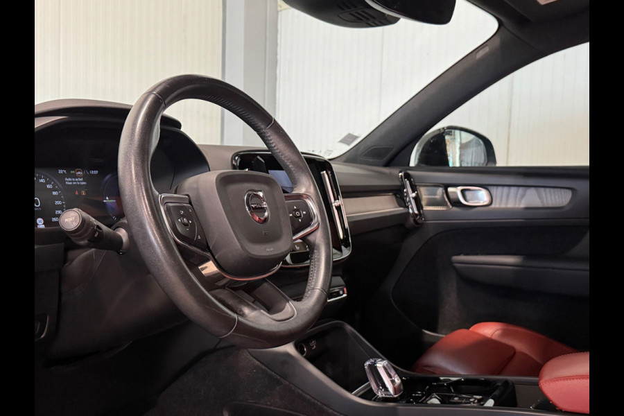 Volvo XC40 1.5 T5 Recharge Inscription | PANO | TREKHAAK | HARMAN KARDON | 360 CAMERA