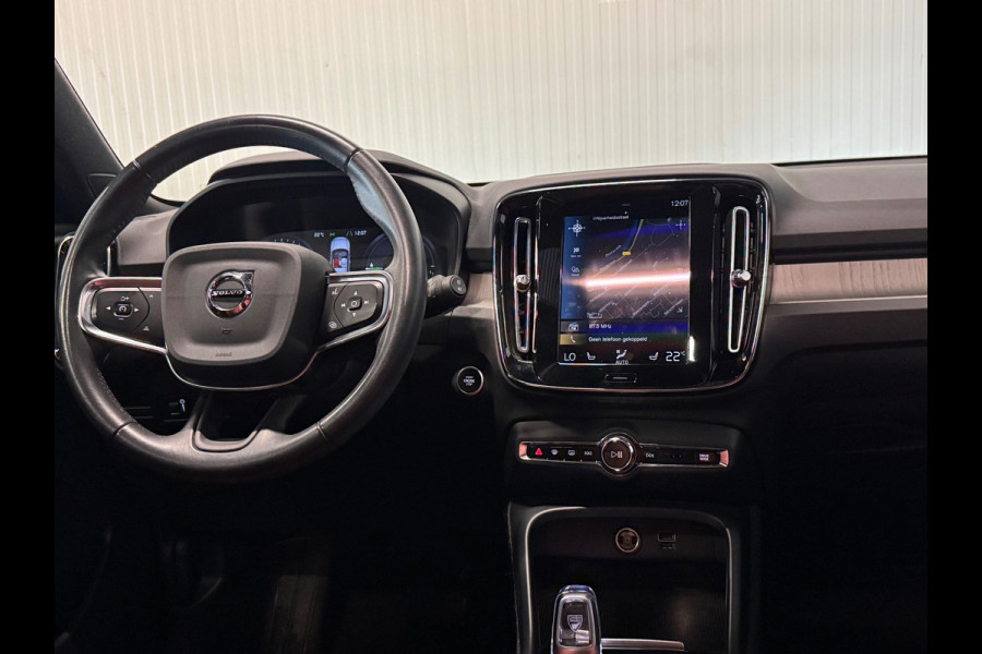 Volvo XC40 1.5 T5 Recharge Inscription | PANO | TREKHAAK | HARMAN KARDON | 360 CAMERA