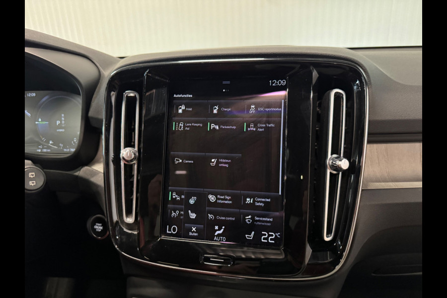 Volvo XC40 1.5 T5 Recharge Inscription | PANO | TREKHAAK | HARMAN KARDON | 360 CAMERA