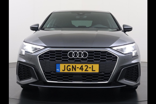 Audi A3 Sportback 35 TFSI S edition 150PK | 3X S-LINE IN & EXTERIEUR + ONDERSTEL | MILD-HYBRIDE  | NAVI + CARPLAY | STOELVERWARMING | CAMERA | ALL SEASON BANDEN | FULL LED | RIJKLAAR MET 12 MND BOVAG GARANTIE |