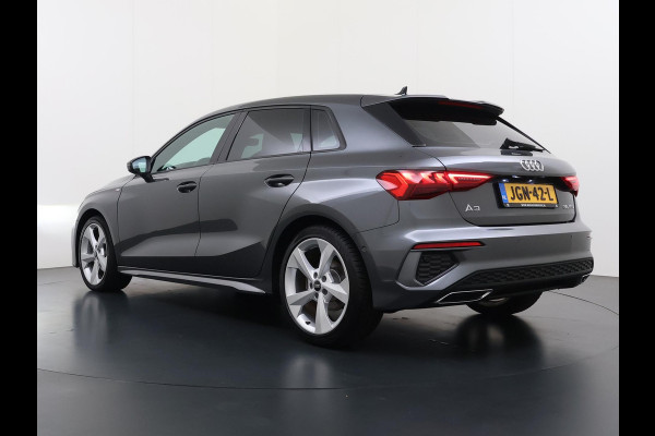 Audi A3 Sportback 35 TFSI S edition 150PK | 3X S-LINE IN & EXTERIEUR + ONDERSTEL | MILD-HYBRIDE  | NAVI + CARPLAY | STOELVERWARMING | CAMERA | ALL SEASON BANDEN | FULL LED | RIJKLAAR MET 12 MND BOVAG GARANTIE |