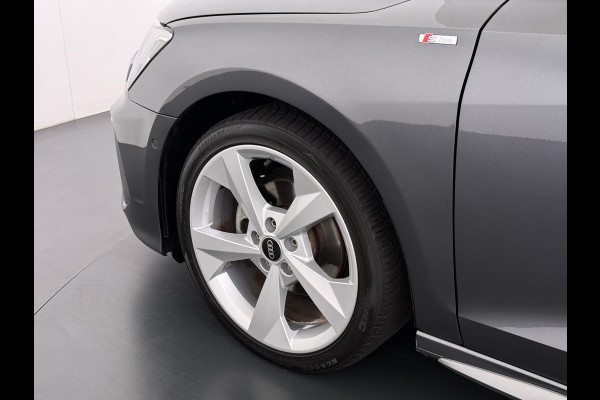Audi A3 Sportback 35 TFSI S edition 150PK | 3X S-LINE IN & EXTERIEUR + ONDERSTEL | MILD-HYBRIDE  | NAVI + CARPLAY | STOELVERWARMING | CAMERA | ALL SEASON BANDEN | FULL LED | RIJKLAAR MET 12 MND BOVAG GARANTIE |