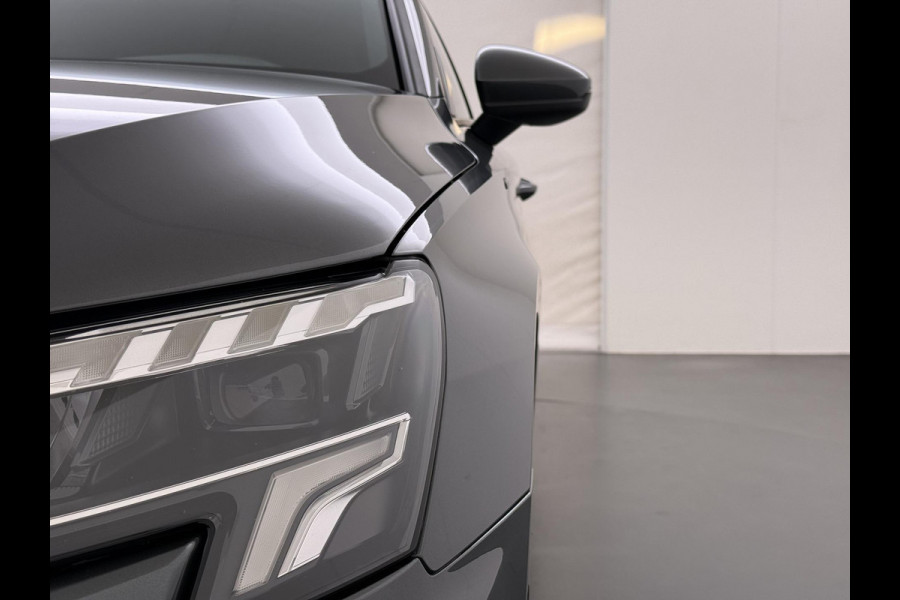 Audi A3 Sportback 35 TFSI S edition 150PK | 3X S-LINE IN & EXTERIEUR + ONDERSTEL | MILD-HYBRIDE  | NAVI + CARPLAY | STOELVERWARMING | CAMERA | ALL SEASON BANDEN | FULL LED | RIJKLAAR MET 12 MND BOVAG GARANTIE |