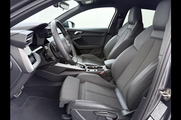 Audi A3 Sportback 35 TFSI S edition 150PK | 3X S-LINE IN & EXTERIEUR + ONDERSTEL | MILD-HYBRIDE  | NAVI + CARPLAY | STOELVERWARMING | CAMERA | ALL SEASON BANDEN | FULL LED | RIJKLAAR MET 12 MND BOVAG GARANTIE |