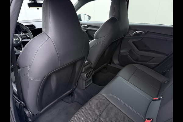 Audi A3 Sportback 35 TFSI S edition 150PK | 3X S-LINE IN & EXTERIEUR + ONDERSTEL | MILD-HYBRIDE  | NAVI + CARPLAY | STOELVERWARMING | CAMERA | ALL SEASON BANDEN | FULL LED | RIJKLAAR MET 12 MND BOVAG GARANTIE |