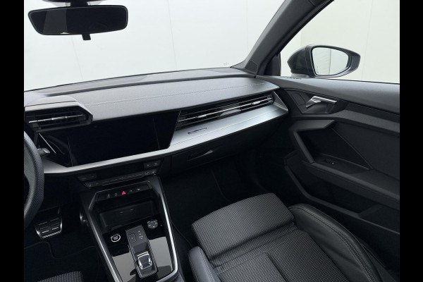 Audi A3 Sportback 35 TFSI S edition 150PK | 3X S-LINE IN & EXTERIEUR + ONDERSTEL | MILD-HYBRIDE  | NAVI + CARPLAY | STOELVERWARMING | CAMERA | ALL SEASON BANDEN | FULL LED | RIJKLAAR MET 12 MND BOVAG GARANTIE |