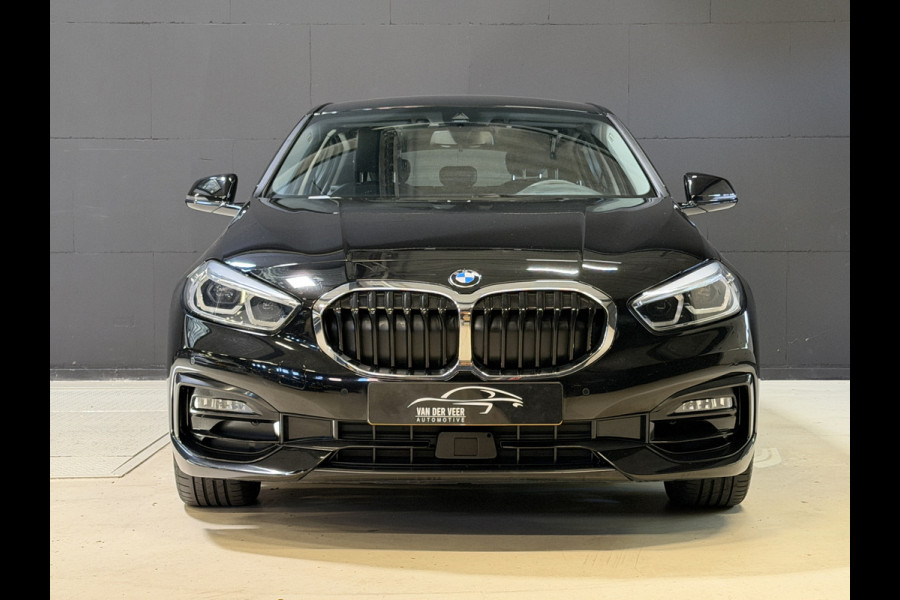 BMW 1-serie 118i Executive Edition | Carplay | Adaptive cruise | Full LED | Goed onderhouden