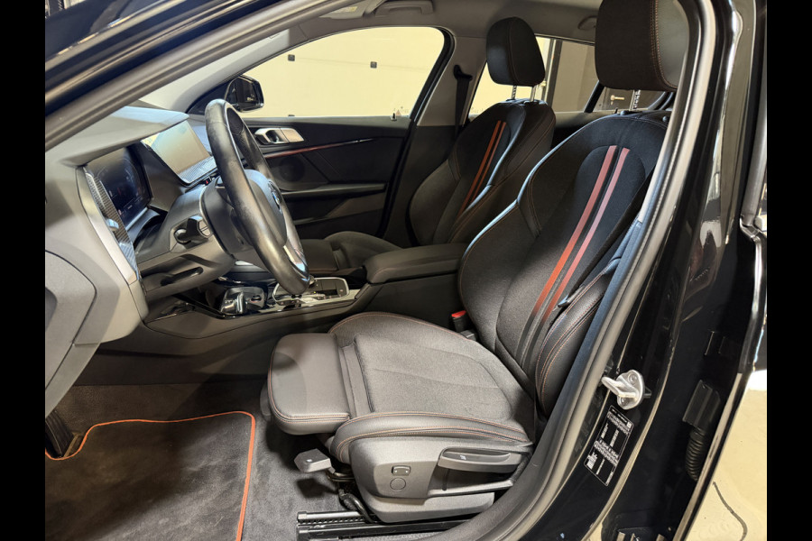 BMW 1-serie 118i Executive Edition | Carplay | Adaptive cruise | Full LED | Goed onderhouden