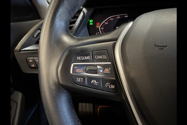 BMW 1-serie 118i Executive Edition | Carplay | Adaptive cruise | Full LED | Goed onderhouden
