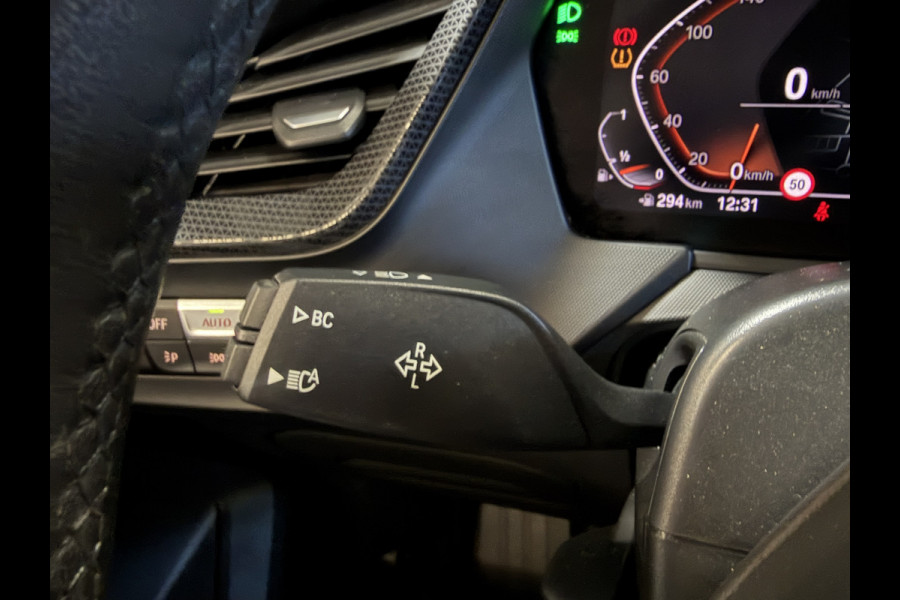 BMW 1-serie 118i Executive Edition | Carplay | Adaptive cruise | Full LED | Goed onderhouden