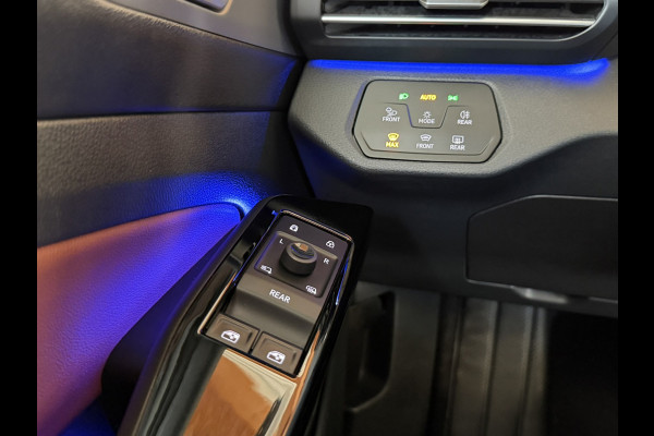 Volkswagen ID.4 Pro 77 kWh SOH 92% Camera Sfeerverlichting Adapt Cruise Clima Stoel/Stuurverwarming Head-up Navi Carplay