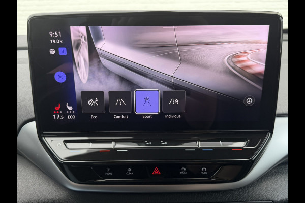 Volkswagen ID.4 Pro 77 kWh SOH 92% Camera Sfeerverlichting Adapt Cruise Clima Stoel/Stuurverwarming Head-up Navi Carplay