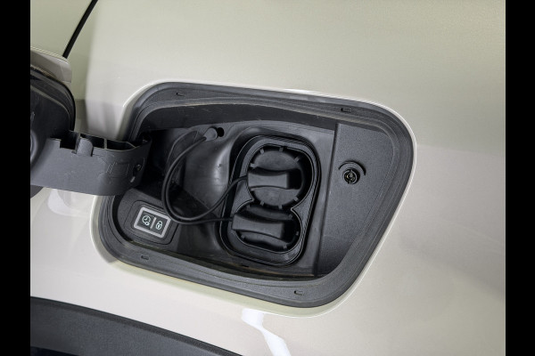 Jeep Avenger Summit 54 kWh | SOH 97,8% | LED |