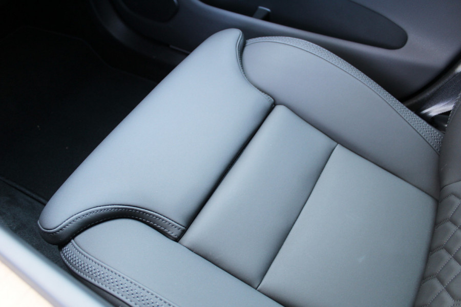 Volvo XC60 2.0 T6 PHEV Plus Dark | Facelift | H&K | Trekhaak | 360 | Panoramadak | Leder