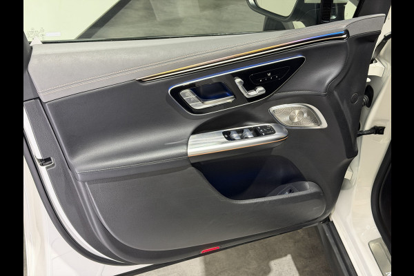 Mercedes-Benz EQE SUV 350 4Matic Electric Art 91 kWh | Trekhaak | Matrix LED | Panodak | achterasbesturing | HUD | MBUX Hyper