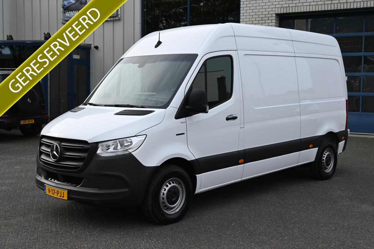 Mercedes-Benz eSprinter 312 L2H2 FWD 56 kWh Camera, Stoelverwarming