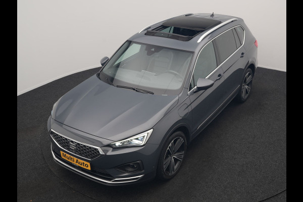 Seat Tarraco 1.4 TSI e-Hybrid Xcellence PHEV 245pk Dealer O.H. | Panodak | Adaptive Cruise | 360 Camera | Sfeerverlichting | Voorstoelen Verwarmd | Keyless | Blis | Apple Carplay | Navigatie | DAB | Plug In Hybrid |