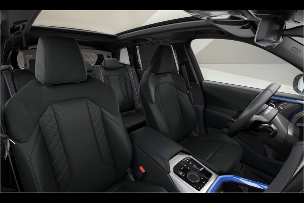 BMW X3 30e xDrive - M-Sport Pro - Pano - Trekhaak - Driving Ass Prof