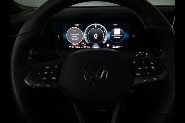 Volkswagen Tayron 1.5 eHybrid R-Line Edition 204 pk Automaat (DSG) | Verlengde garantie | Navigatie | Panoramadak | Trekhaak (wegklapbaar) | Parkeersensoren (Park assist) | Rondomzicht camera | Black Style pakket | R-Line |