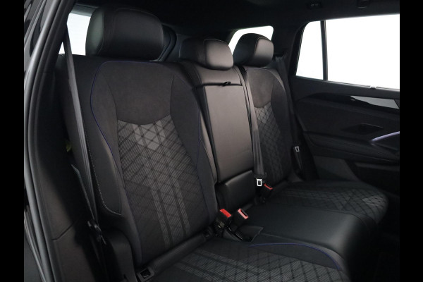 Volkswagen Tayron 1.5 eHybrid R-Line Edition 204 pk Automaat (DSG) | Verlengde garantie | Navigatie | Panoramadak | Trekhaak (wegklapbaar) | Parkeersensoren (Park assist) | Rondomzicht camera | Black Style pakket | R-Line |
