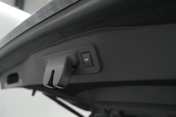 Renault Espace E-Tech full hybrid 200 techno 7p. | NIEUW MODEL | Adaptieve Cruise Control | Elektronische Kofferklep | Pack Solid
