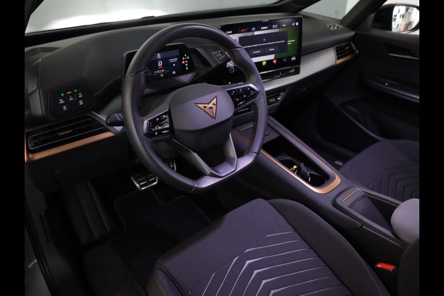 CUPRA Born Business 62 kWh 204 pk | SOH 93,36% |  Navigatie | Parkeersensoren | Achteruitrijcamera | Adaptieve cruise control | Autom. airco |