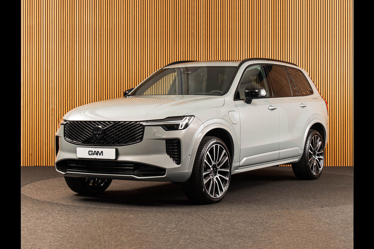 Volvo XC90 2.0 T8 Plug-in hybrid AWD Ultra Black Edition B&W | 22" | TREKHAAK | LUCHTVERING | MASSAGE