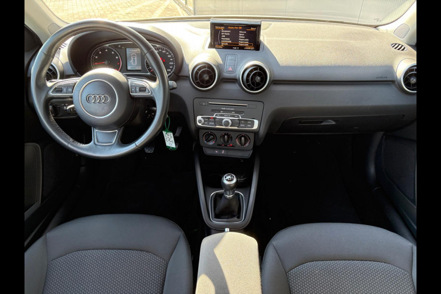 Audi A1 Sportback 95PK TFSI Pro Line Bi-Tone/Navigatie/Bluetooth/Cruise-control