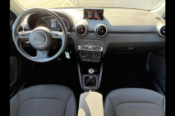 Audi A1 Sportback 95PK TFSI Pro Line Bi-Tone/Navigatie/Bluetooth/Cruise-control