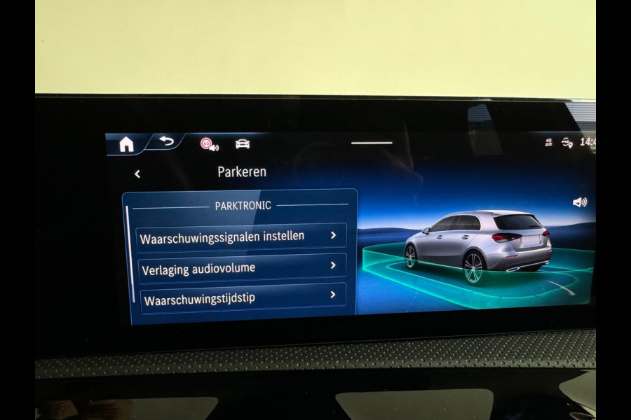 Mercedes-Benz A-Klasse 250 e AMG Pano|Memory|Keyless|360 Camera