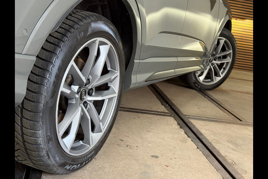 Audi Q3 Sportback 45 TFSI e S Black Edition | Sport Design | NAVI | Virtual Cockpit | ACC | Matrix | Ambient | Chronos Gray