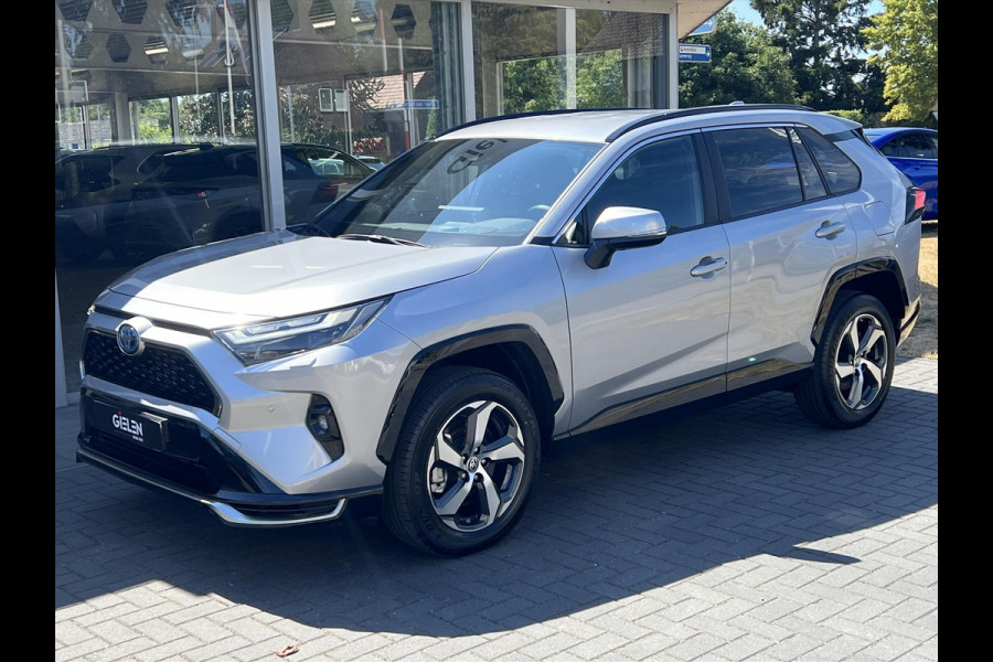 Toyota RAV4 Plug-in Hybrid 300 AWD Style | Head up display, December 2025, Dodehoekherkenning, Parkeersensoren, Stoel + Stuurverwarming