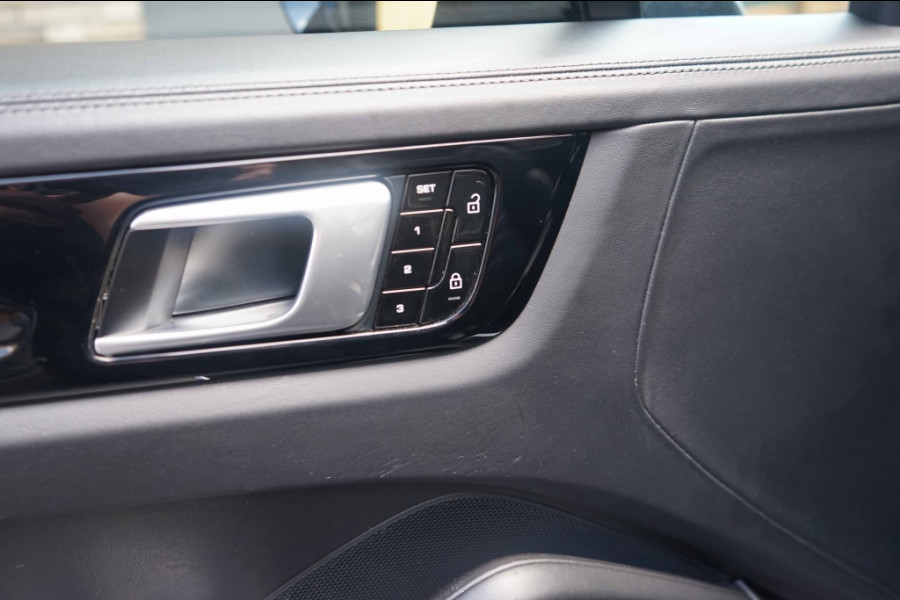 Porsche Cayenne 3.0 E-Hybrid V6 Pano/Bose/Sport-Chrono/360/trkhk