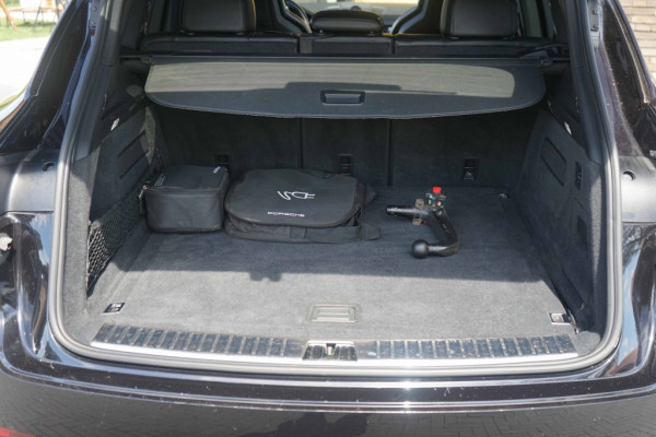 Porsche Cayenne 3.0 E-Hybrid V6 Pano/Bose/Sport-Chrono/360/trkhk